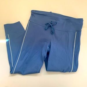 GAP Blackout Leggings